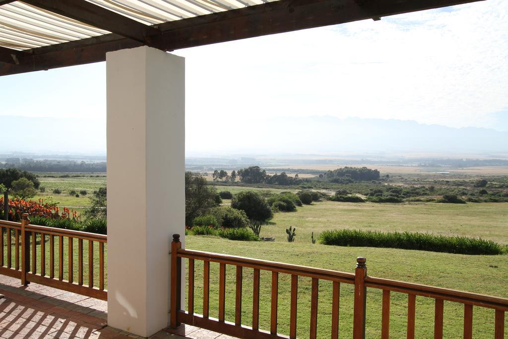 Oudekloof Wine Estate Villa Тулбаг Екстериор снимка
