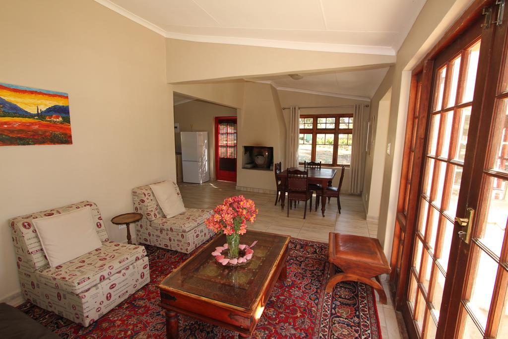 Oudekloof Wine Estate Villa Тулбаг Екстериор снимка