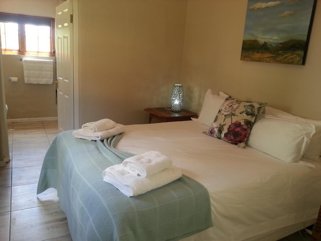 Oudekloof Wine Estate Villa Тулбаг Екстериор снимка